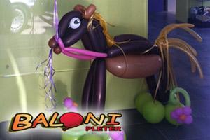 Idealan poklon? Životinjica od balona!