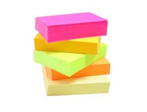 Tko sam ja?-Igra na Post-It papirićima
