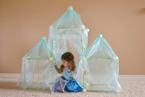 diy_disney_frozen_ice_palace_mommy_testers_blog_birthday_party_activities_decor