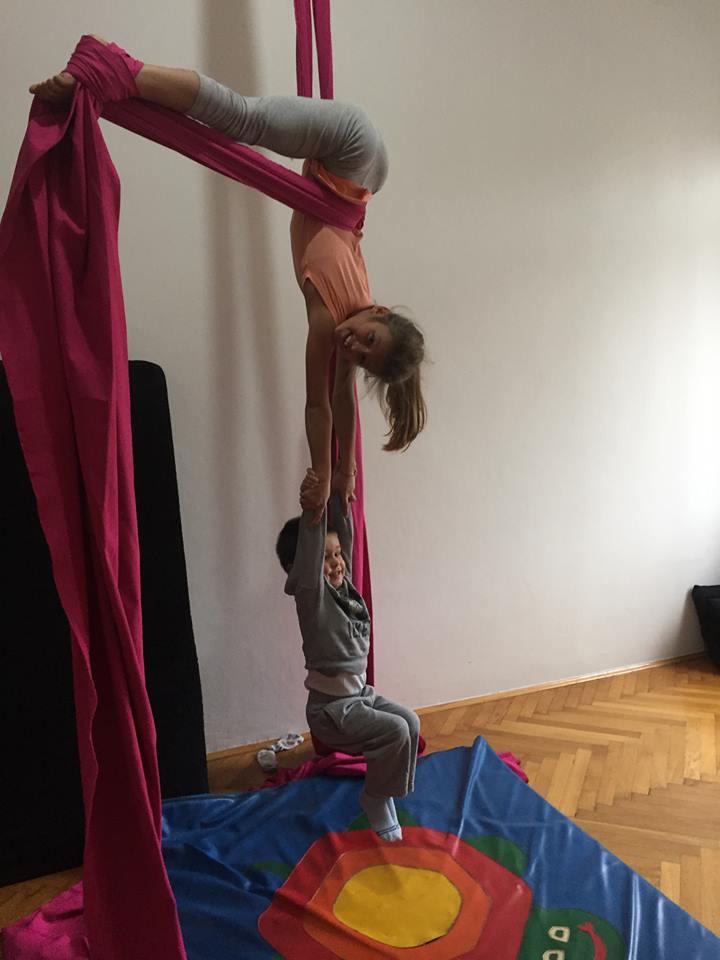 TRIKO CIRKUS TEATAR slika